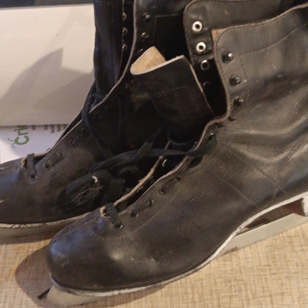 Vintage Ice Skates